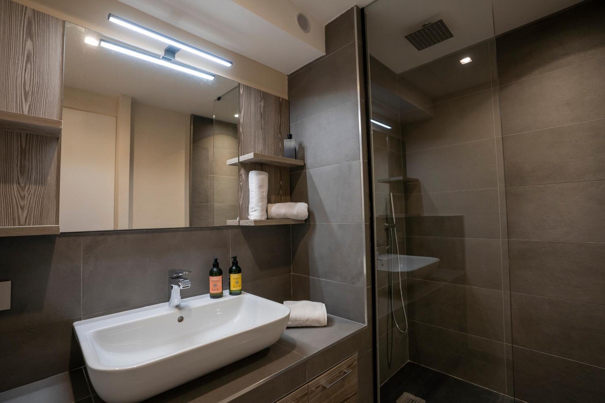 Peclet Appartements Vti 瓦托伦斯 外观 照片